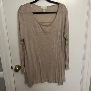 Simple Flowy tan top